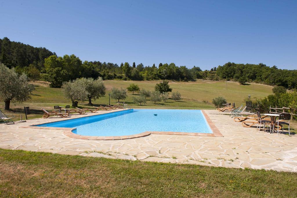 Agriturismo Tenuta Di Biscina Exterior foto