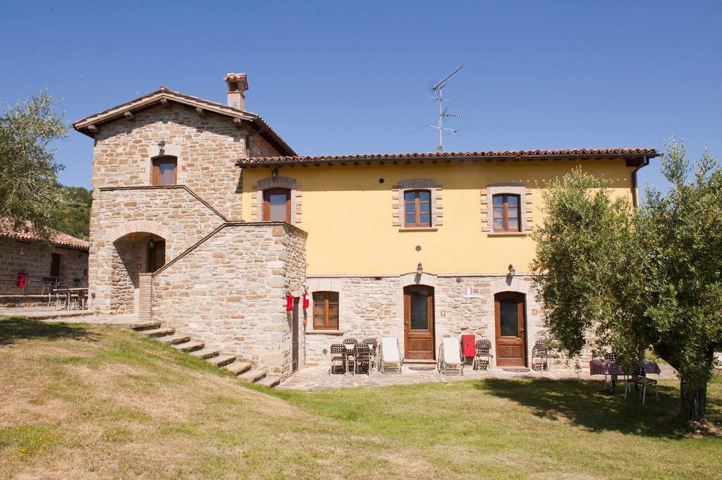 Agriturismo Tenuta Di Biscina Exterior foto