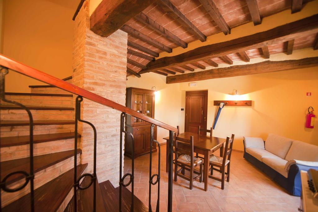 Agriturismo Tenuta Di Biscina Zimmer foto