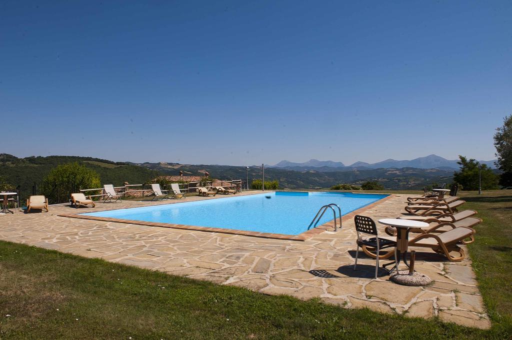 Agriturismo Tenuta Di Biscina Zimmer foto