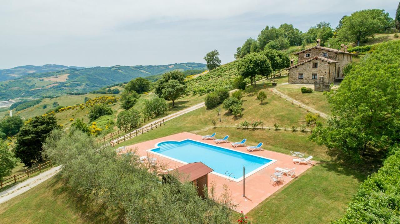Agriturismo Tenuta Di Biscina Exterior foto